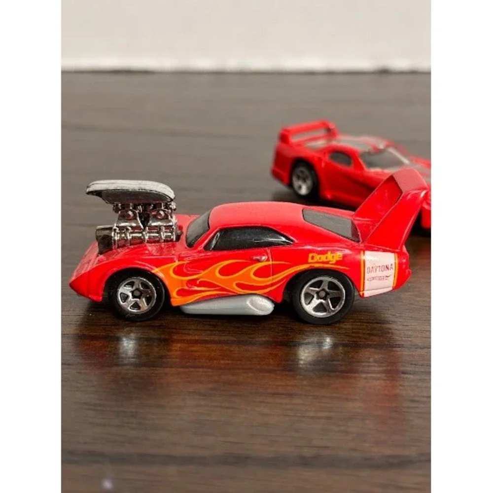 Hot Wheels Dodge Daytona Custom Flame & Dodge Viper GTS-R Red Diecast Car Lot